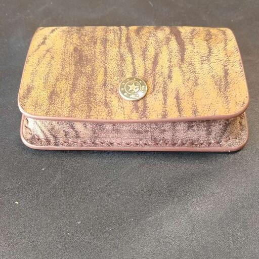 کیف عابر بانک تمام چرم طبیعی و کاملاً دستدوز ساخته شده از چرم بینظیر هورس شتری